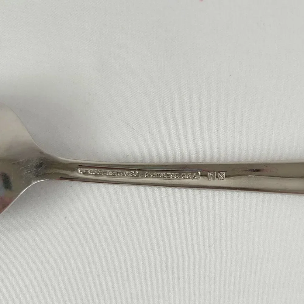 International Silver Rogers Grypsholm Stainless Flatware Set 5 Oval Soup Spoons